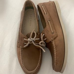 Sperry boat shoes